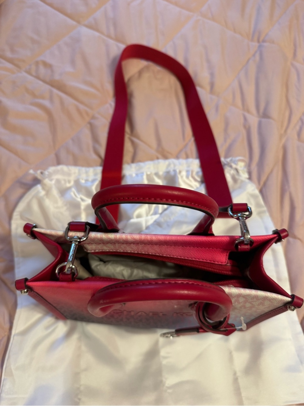 Michael Kors Ombre Pink to Blue Signature Tote - Picture 8 of 9